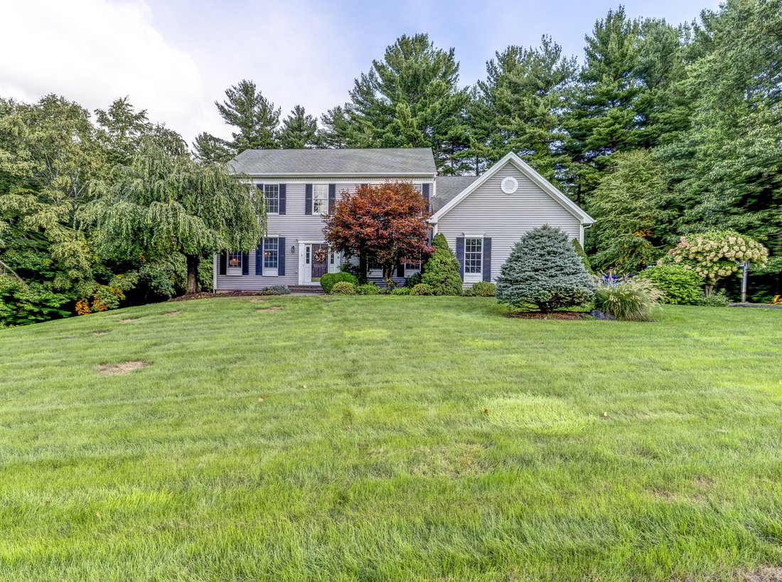 House in Ellington, Connecticut, United States 2 - 18967699