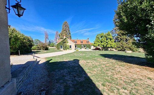 Villa in Marly-sur-Arroux, Bourgogne – Franche-Comté, France 1