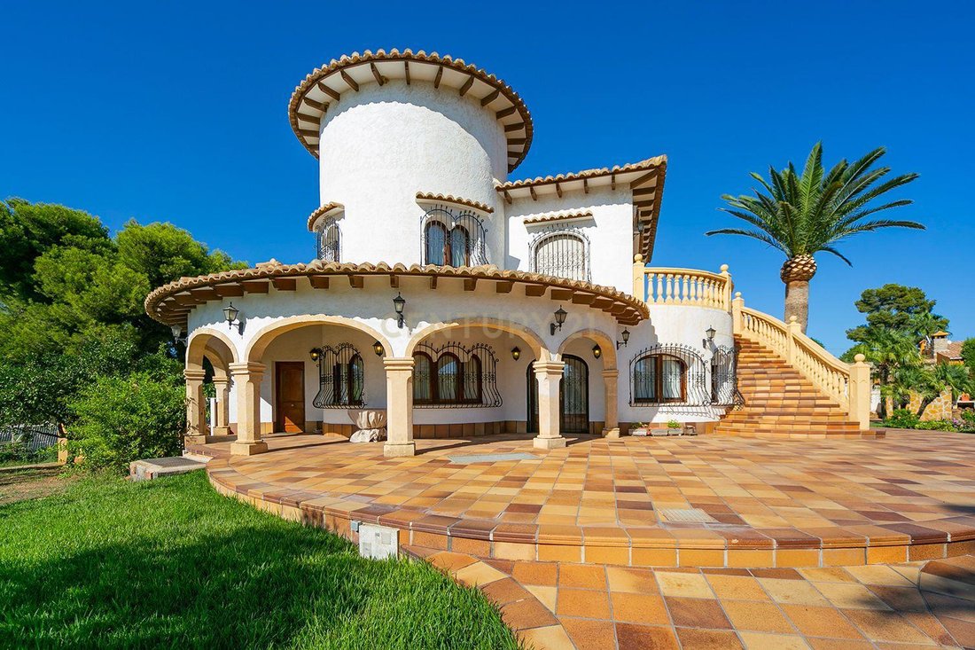 Villa in Calp / Calpe, Valencian Community, Spain 5 - 18974316