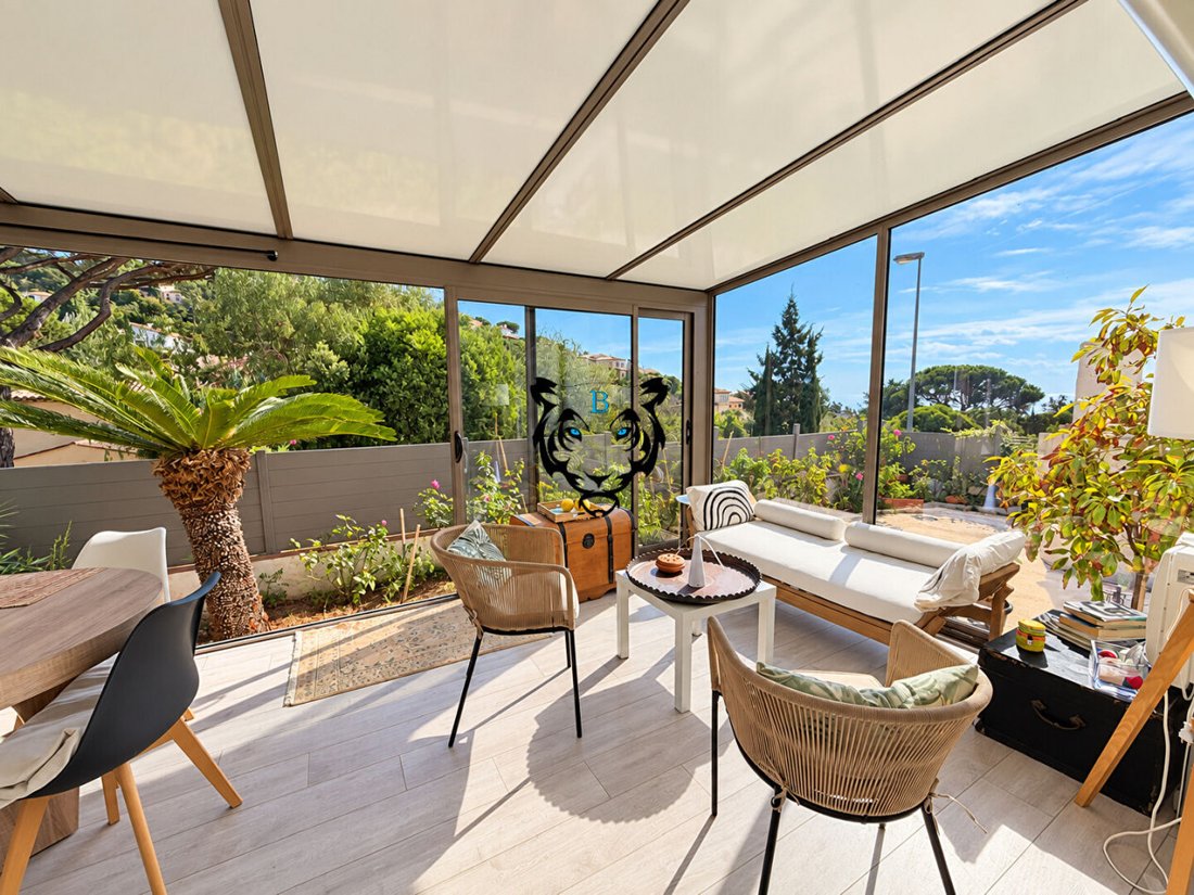 Casa a Ecarts, Roquebrune-sur-Argens, Francia 4 - 16139480