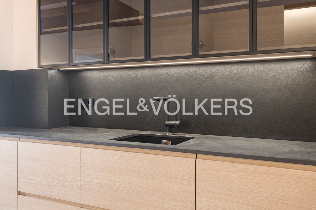 Apartment in Ciutat Vella, Barcelona, Spain 5 - 18529247