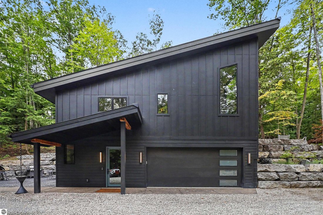 House in Rapid City, Michigan, United States 3 - 18978595