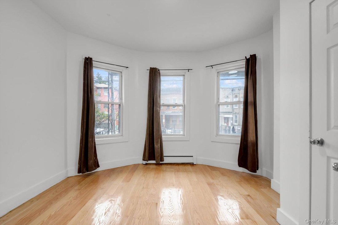 House in New York, New York, United States 5 - 18980393