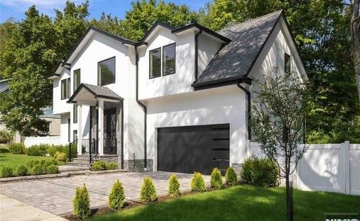 House in Closter, New Jersey, United States 1