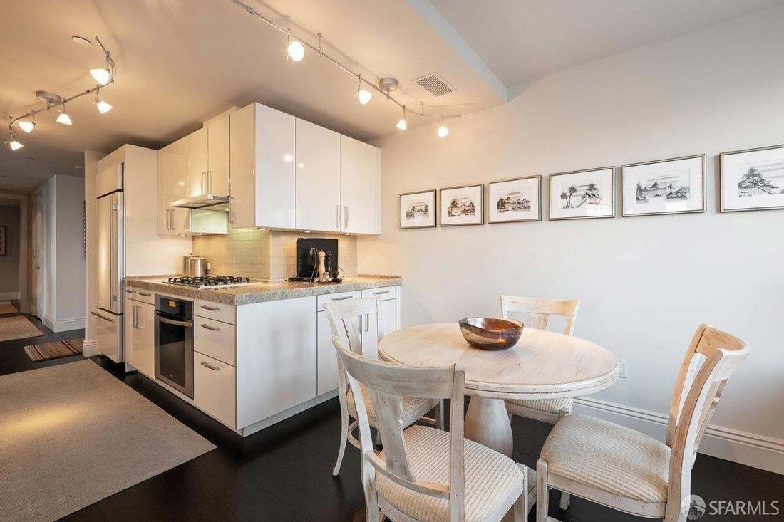 Condo in San Francisco, California, United States 5 - 18968906