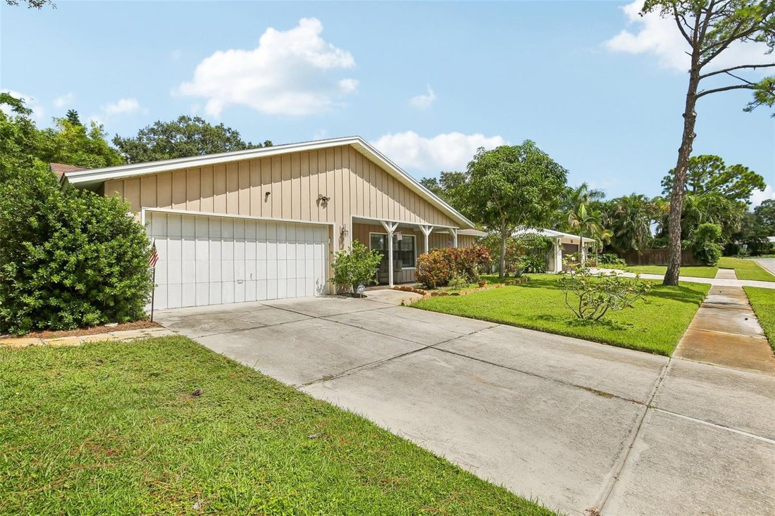 House in Seminole, Florida, United States 1 - 18977724
