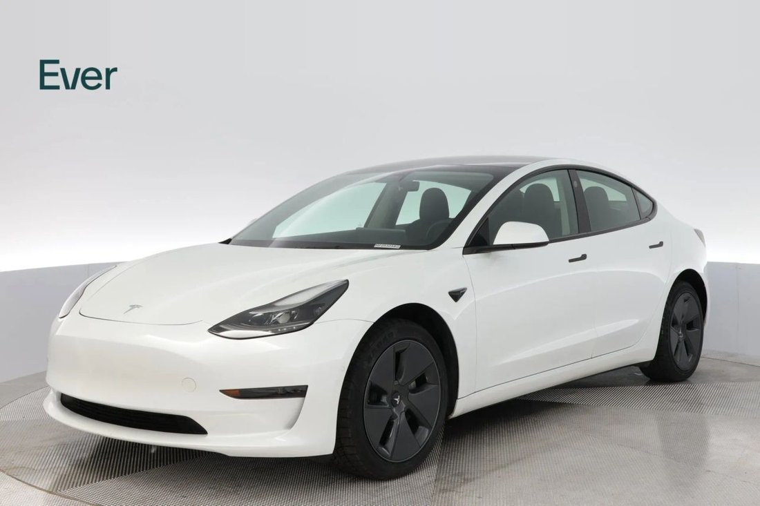 Sedan in San Francisco, CA, United States 2 - 18980822