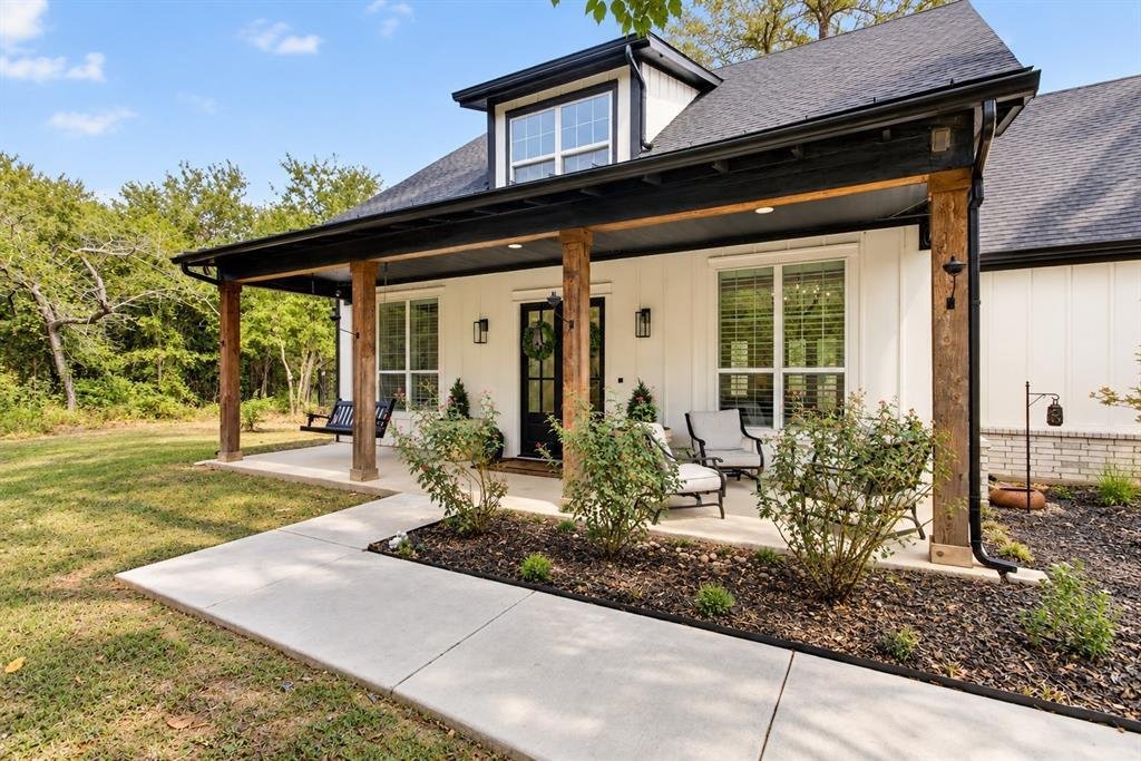 House in Cleburne, Texas, United States 4 - 18977790