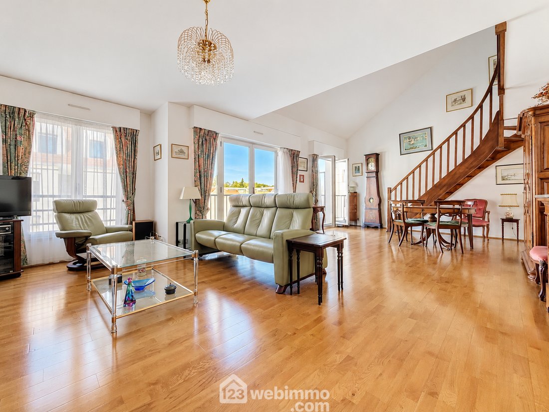 Apartment in Antony, Ile-de-France, France 1 - 18974812