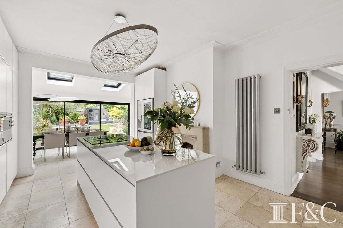 House in Castelnau, Richmond Upon Thames, England 2 - 18974253
