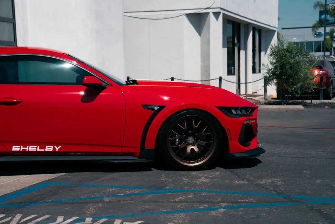 Coupe in Riverside, CA, United States 5 - 17527036