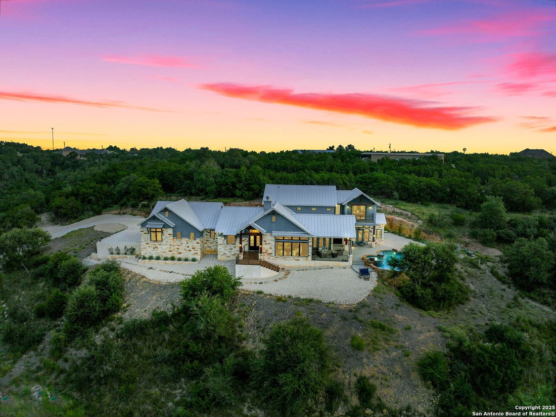 House in New Braunfels, Texas, United States 2 - 18969745