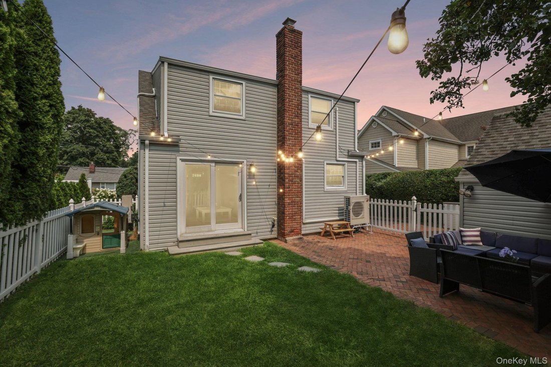 House in Port Washington, New York, United States 4 - 18972629