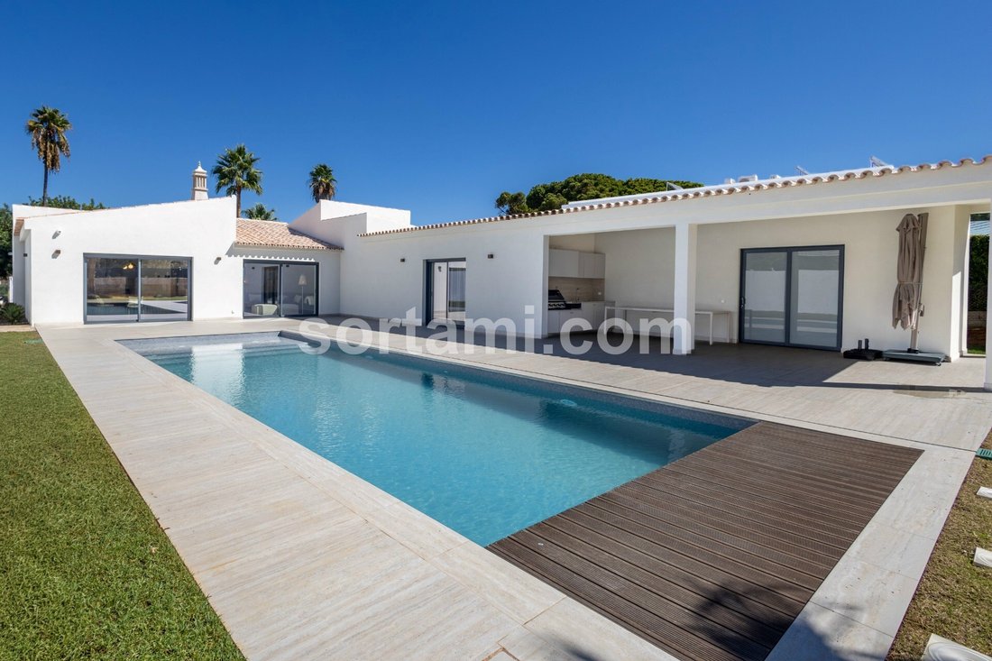 House in Vilamoura, Quarteira, Algarve 1 - 18970695