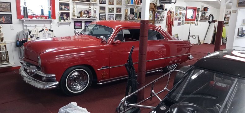 Coupe in Glendale, United States 2 - 18974716