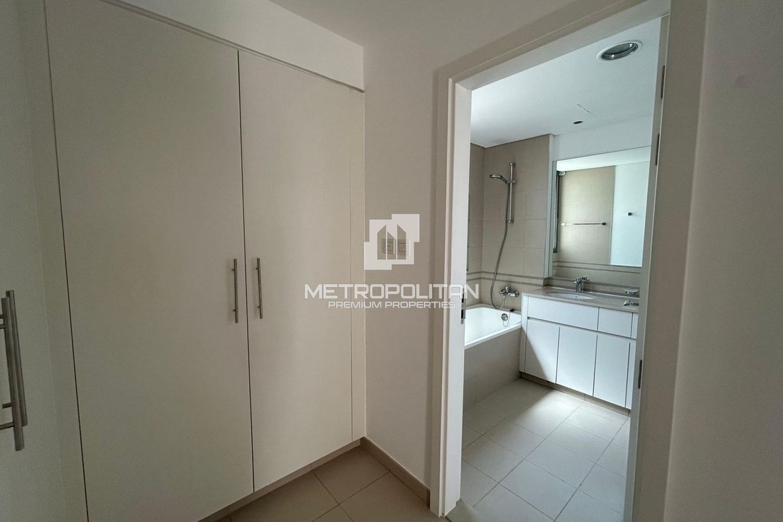 Apartment in Al Yalayis 2, Al Yalayis, Dubai 4 - 18976638