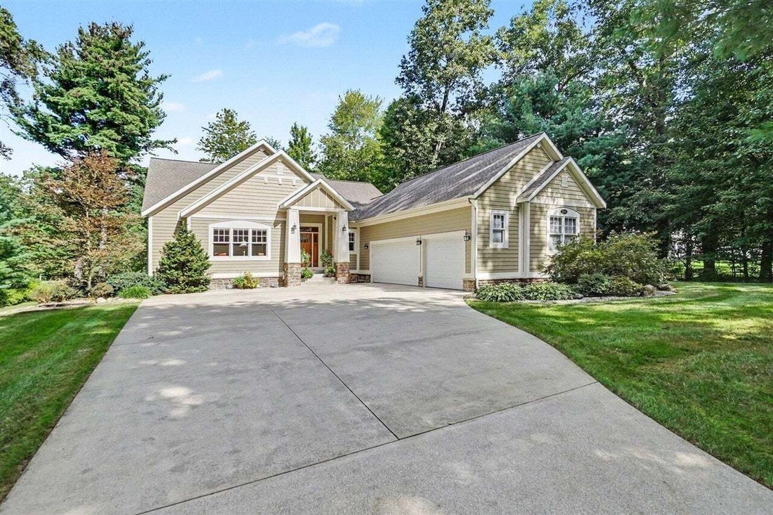 House in Twin Lake, Michigan, United States 3 - 18965625