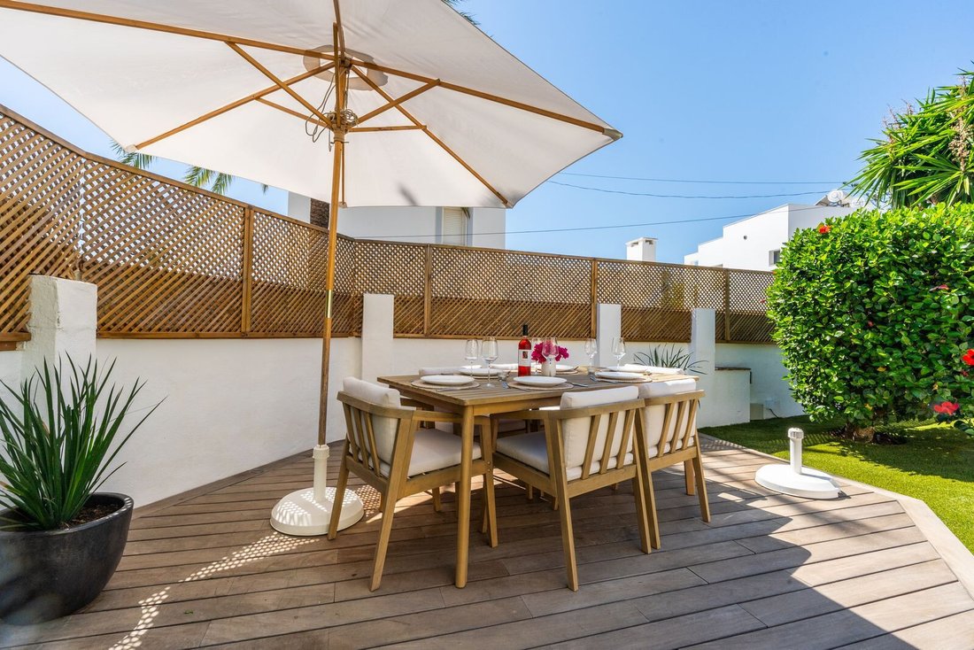 Villa in Elviria-Cabopino, Marbella, Spain 4 - 18981430