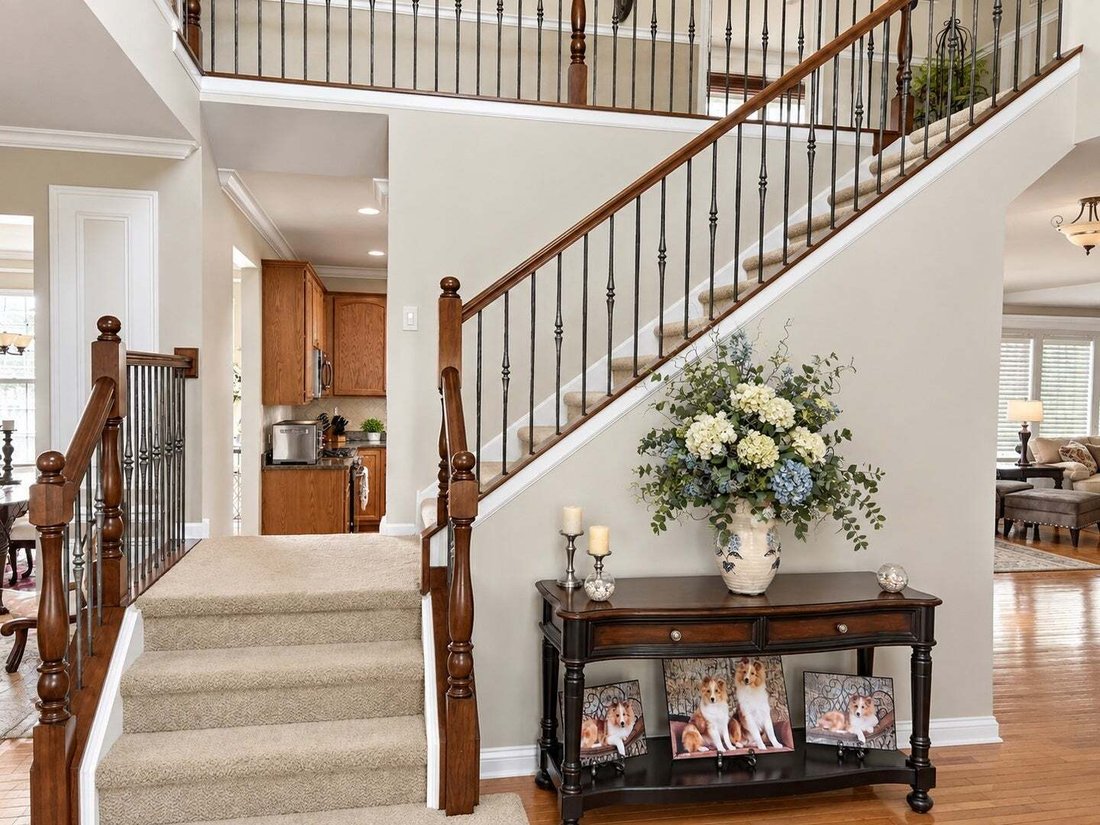 House in South Elgin, Illinois, United States 3 - 18965271