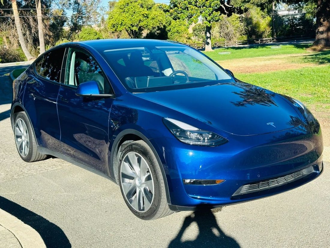 Suv in Benicia, CA, United States 2 - 18978089