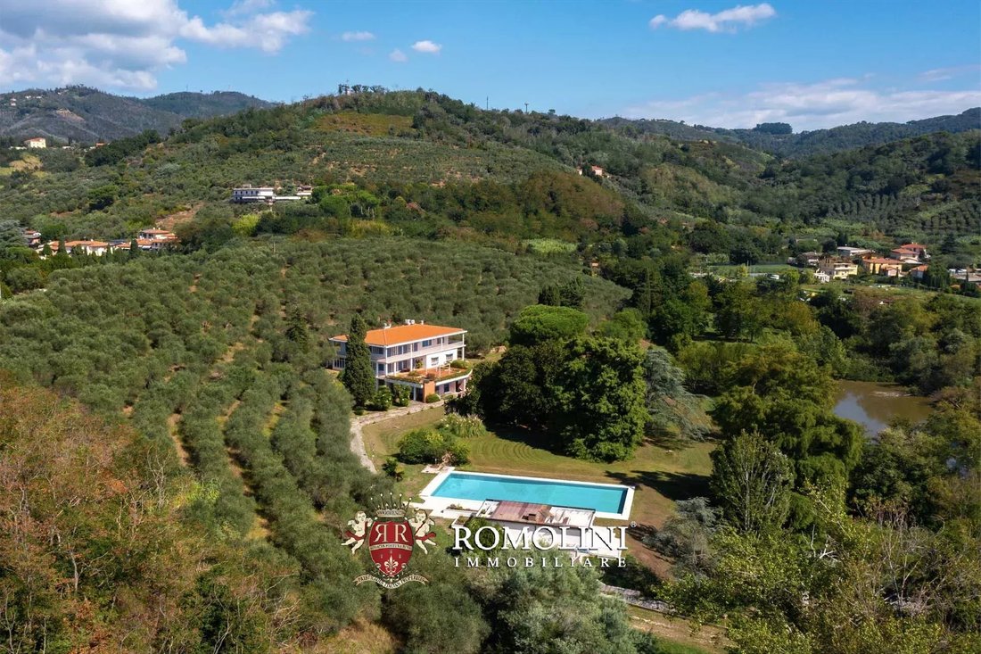 Villa in Massarosa, Tuscany, Italy 2 - 18966499