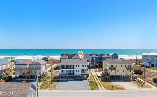 Townhouse in North Topsail Beach, North Carolina, United States 1
