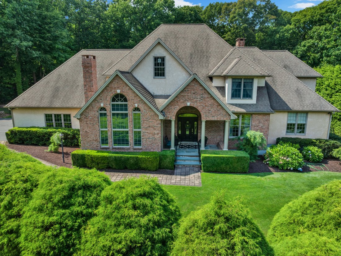 House in Southington, Connecticut, United States 1 - 18967790