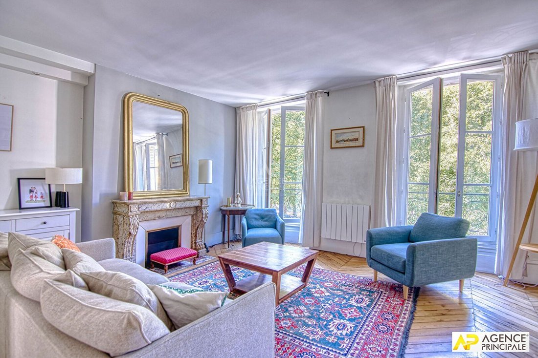 Apartment in Domaine National du Château, Versailles, France 1 - 18976783