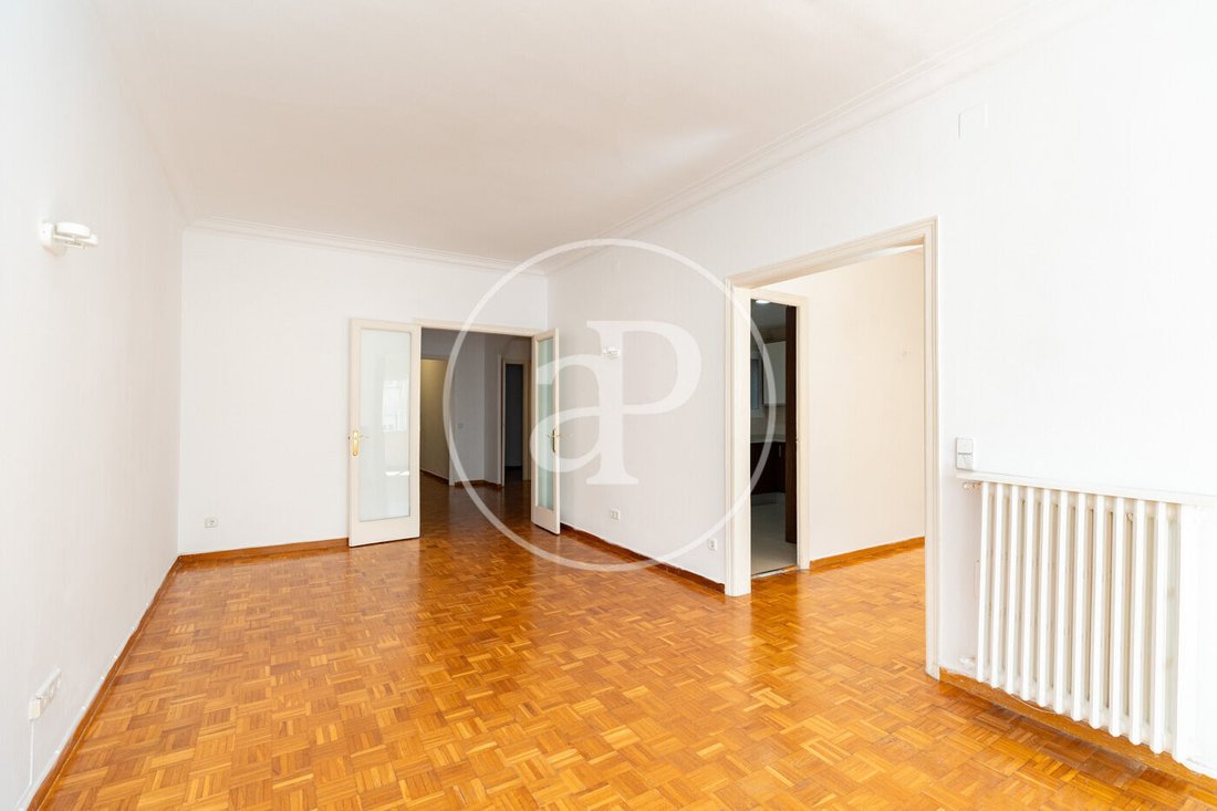 Apartment in Sarrià-Sant Gervasi, Barcelona, Spain 5 - 18974070