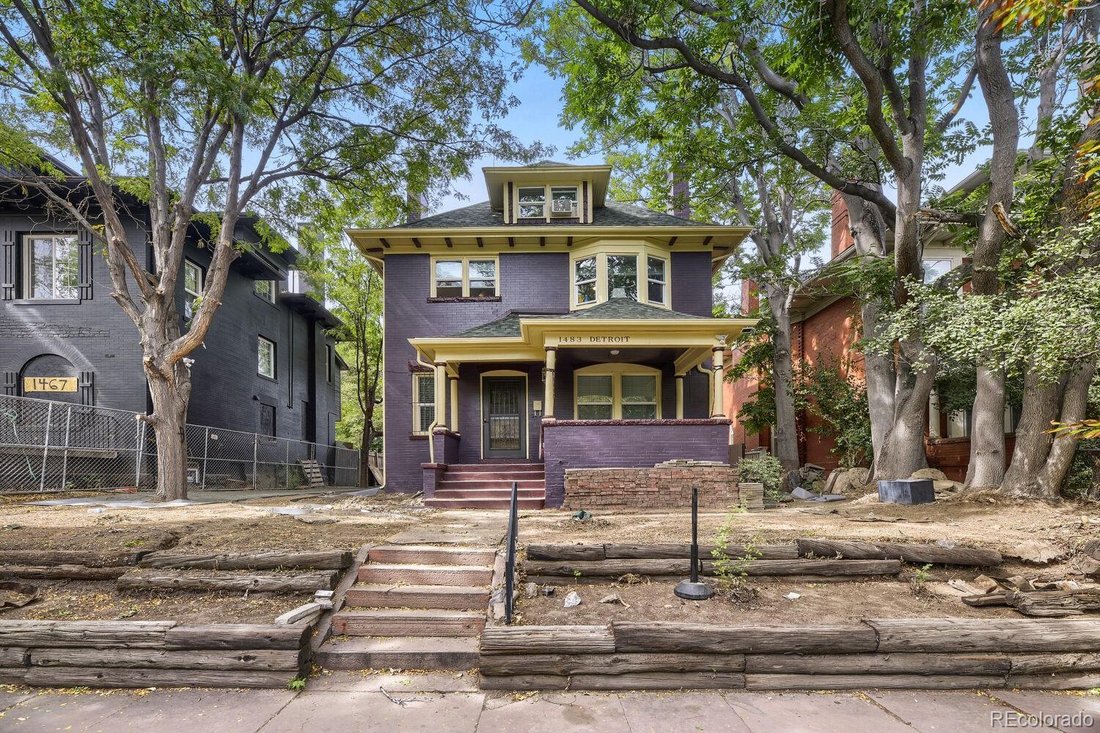 Denver, Colorado, United States 1 - 18969275