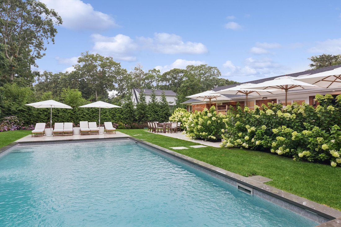 House in East Hampton, New York, United States 2 - 18977856