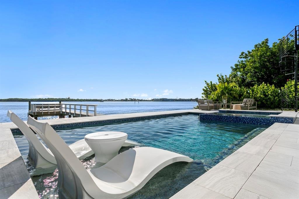 House in Madeira Beach, Florida, United States 4 - 18975598
