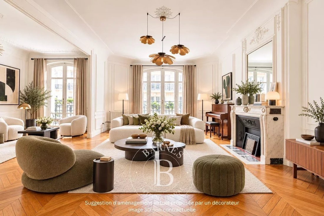 Apartment in Muette Nord, Paris 16e Arrondissement, Paris 2 - 17049106