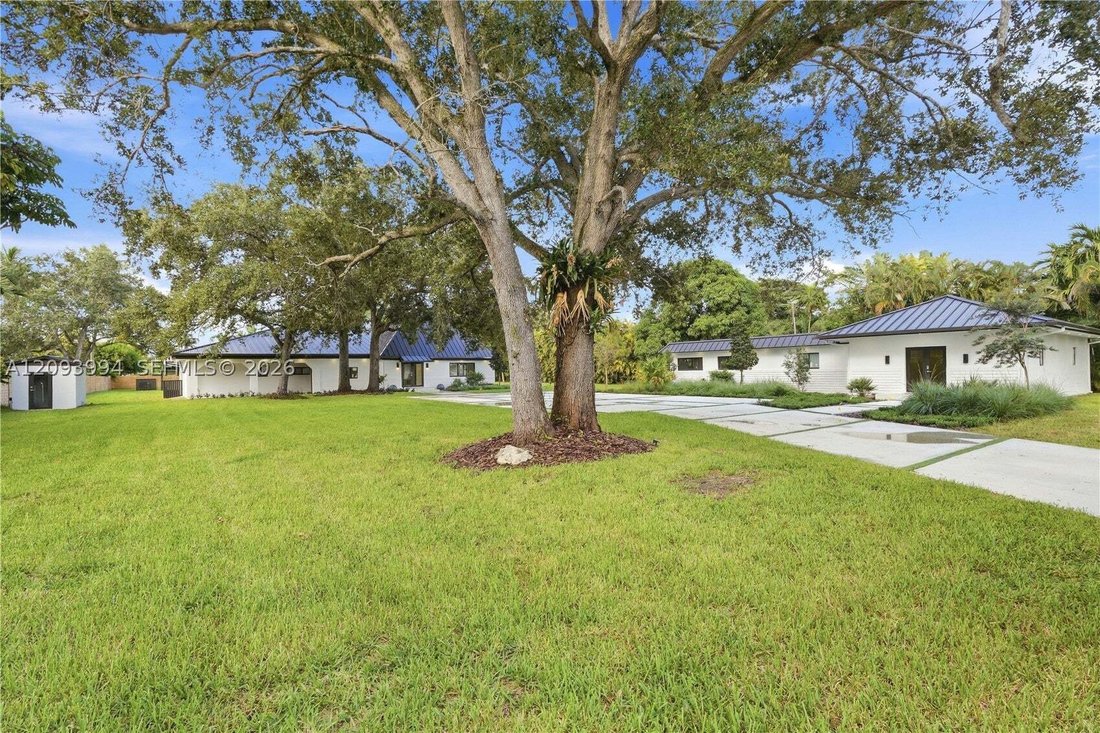 House in Miami, Florida, United States 4 - 18969794