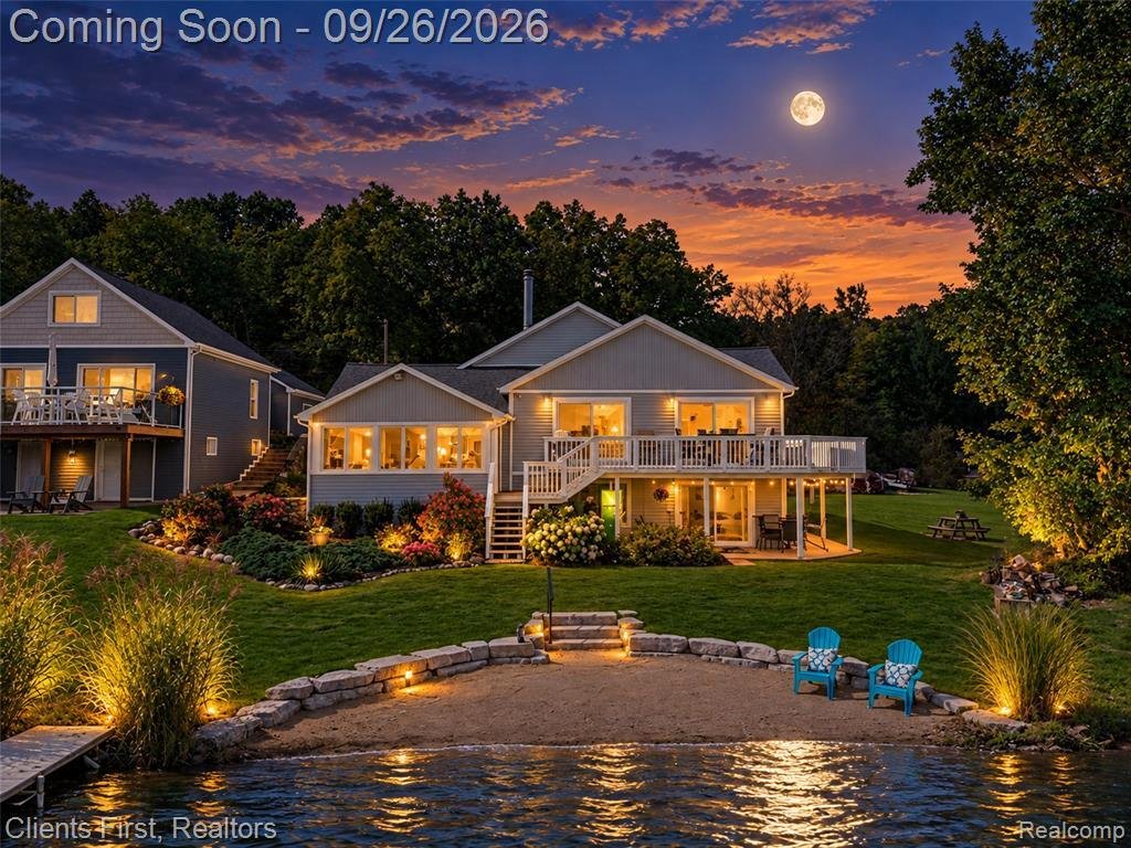 House in Orion charter Township, Michigan, United States 2 - 18973960
