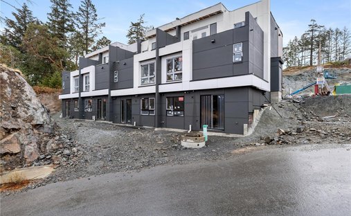 Townhouse in Langford, British Columbia, Canada 1