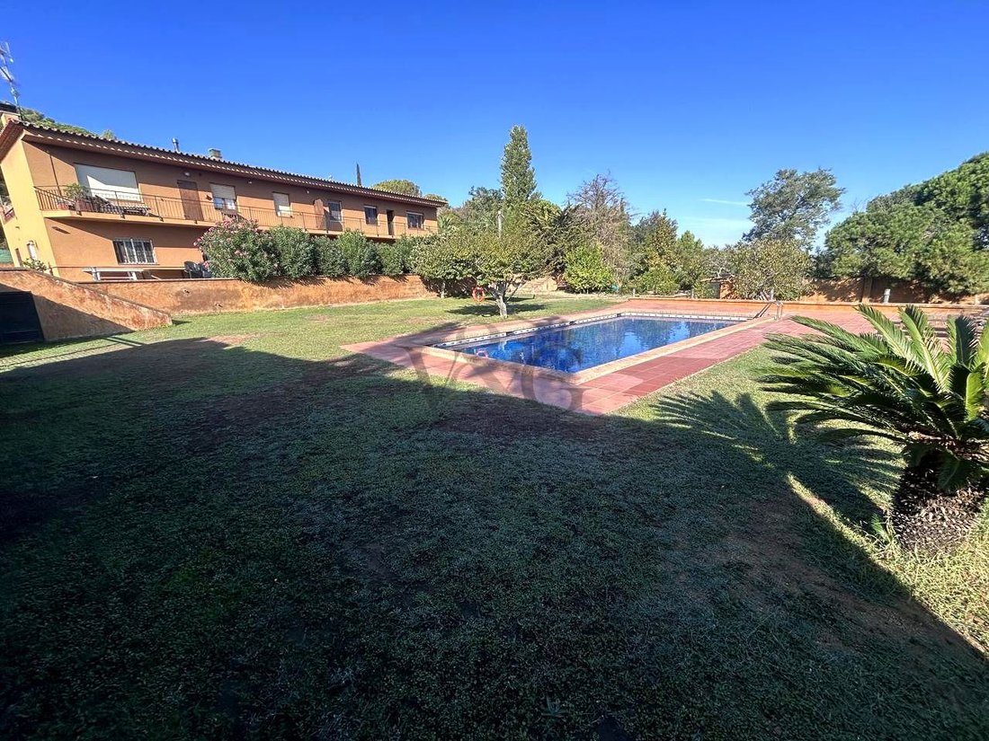 Villa in Calella de Palafrugell, Palafrugell, Catalonia 1 - 18976161