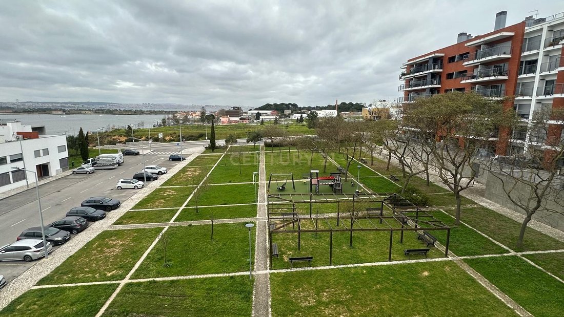 Apartment in Seixal, Arrentela e Aldeia de Paio Pires, Setubal, Portugal 5 - 18970836