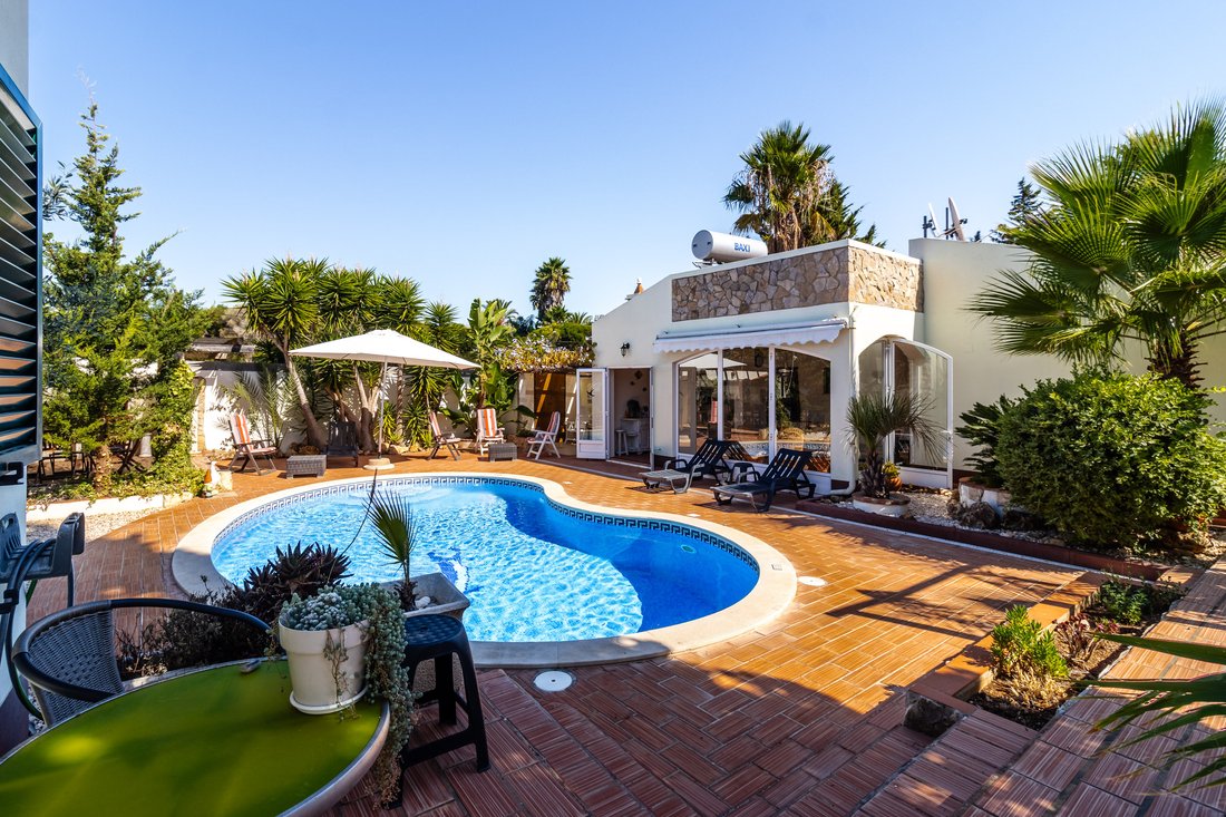 Villa in Sao Goncalo de Lagos, Algarve, Portugal 1 - 18976440
