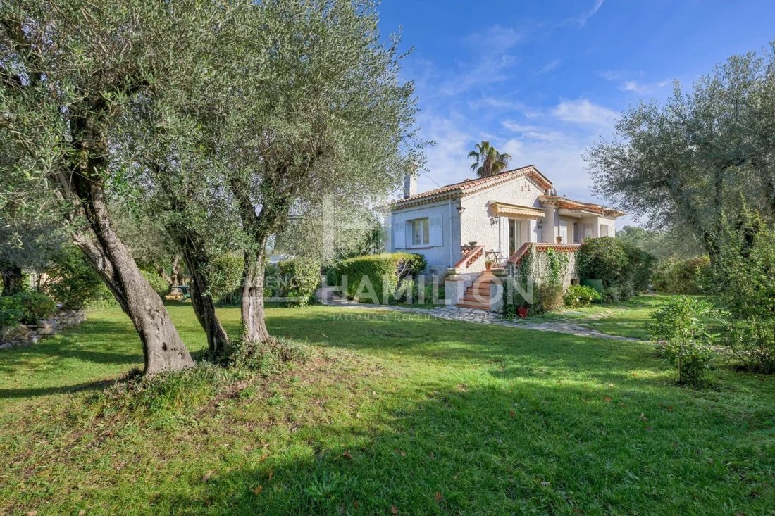 Villa in Opio, Provence-Alpes-Côte d'Azur, France 1 - 18531613