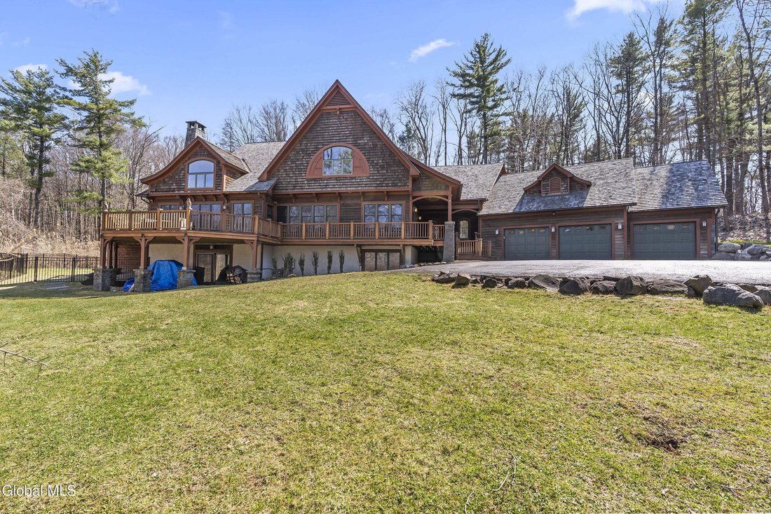 House in Latham, New York, United States 1 - 17886519