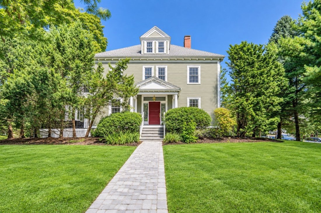 House in Newton, Massachusetts, United States 1 - 18981127