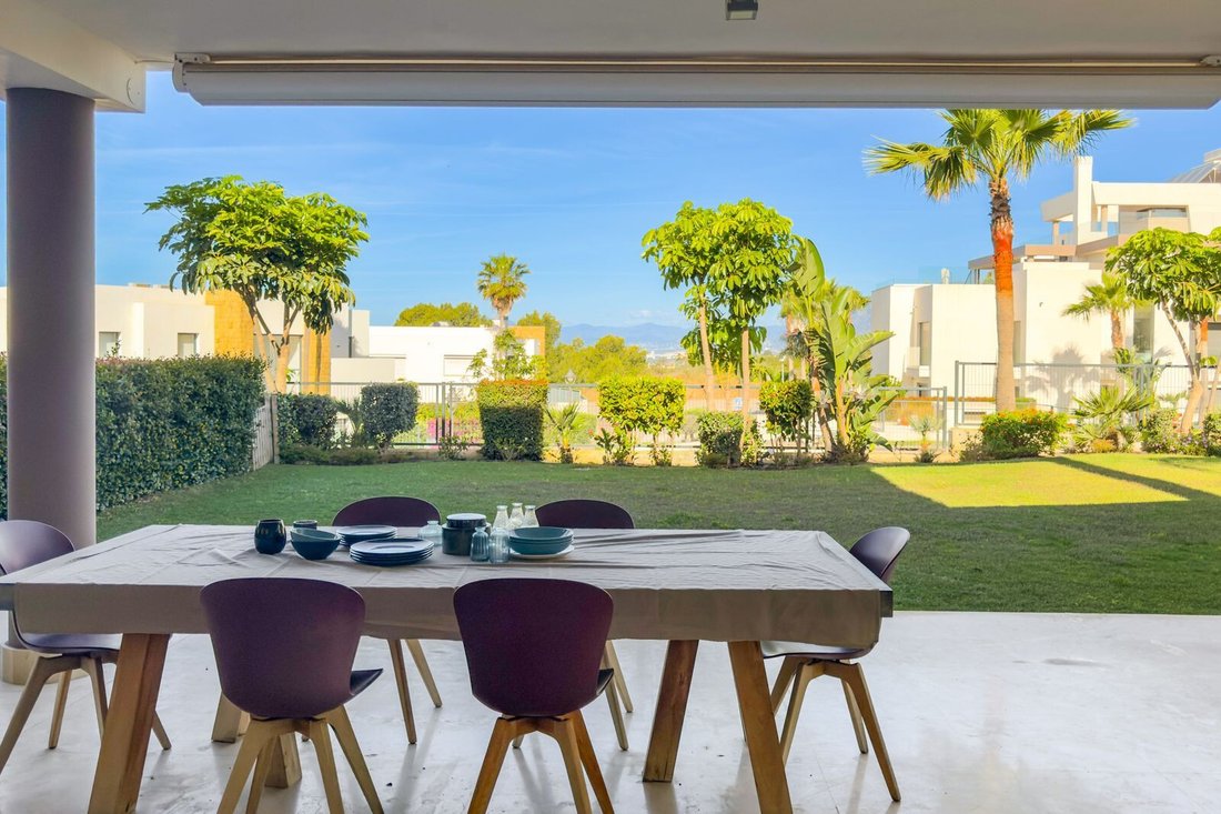 Apartment in Puerto De Cabopino, Elviria-Cabopino, Marbella 2 - 18981410