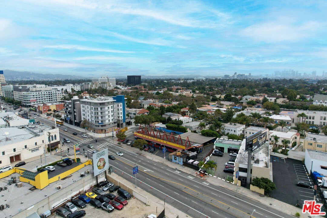Land in Los Angeles, California, United States 4 - 18969902