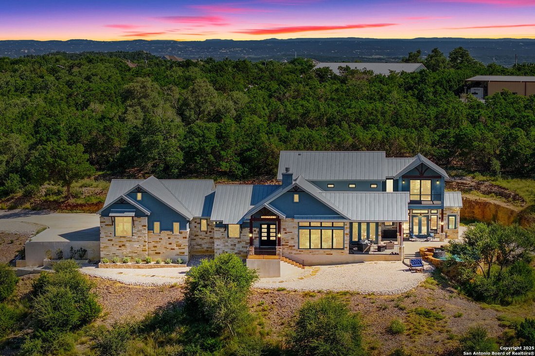 House in New Braunfels, Texas, United States 3 - 18969745