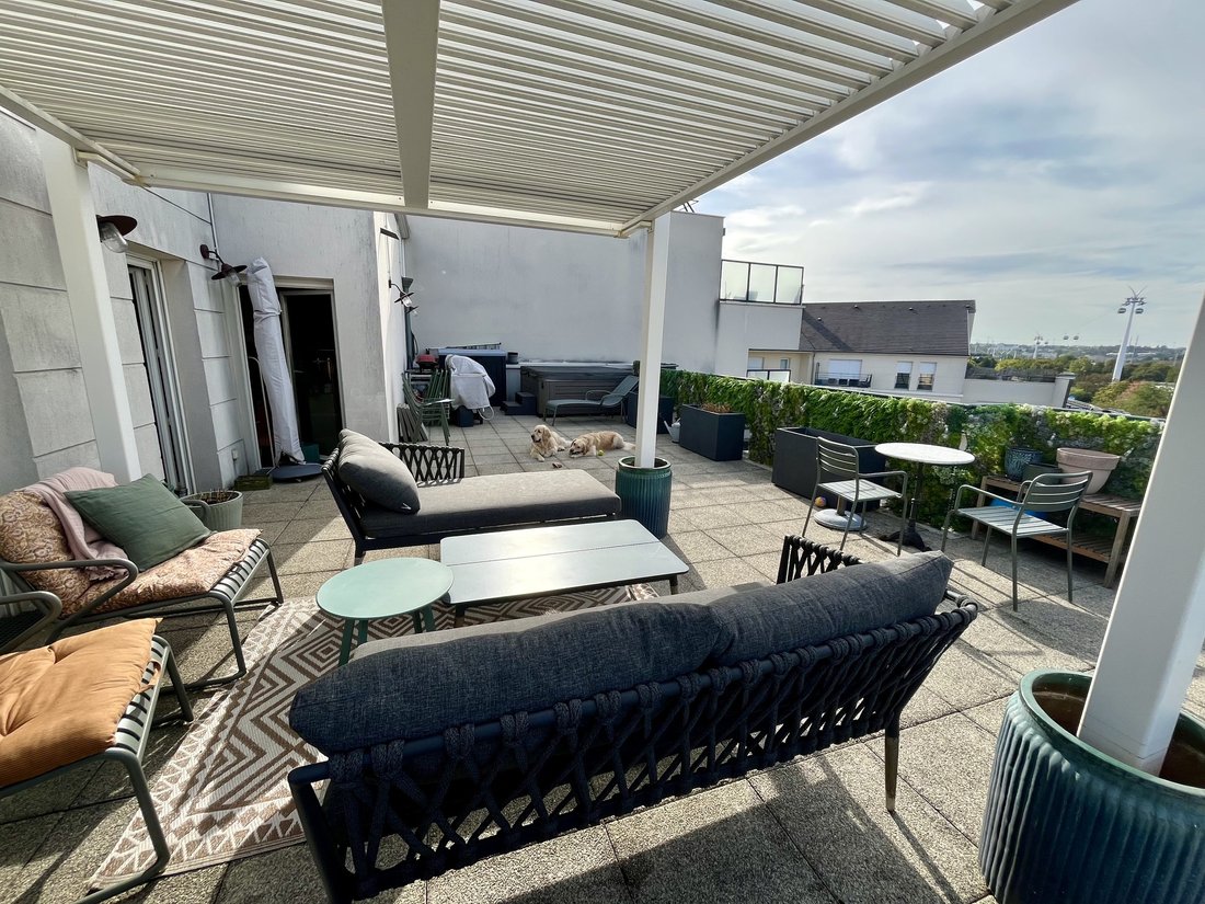 Penthouse in Creteil, Ile-de-France, France 2 - 18974317