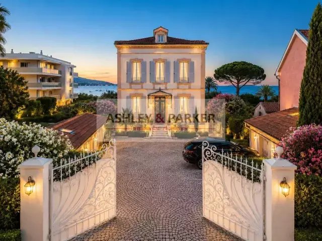 Villa in Brusquet-Retenaou-Devens, Vallauris, France 1 - 15889011