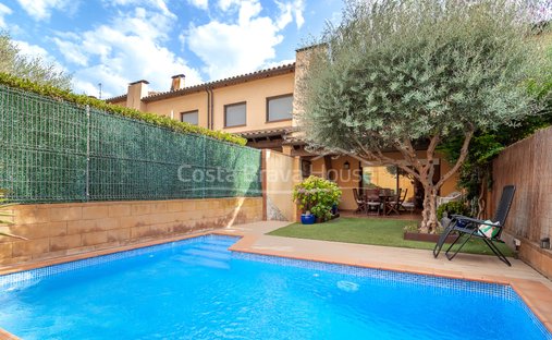 Townhouse en Palafrugell, Cataluña, España 1