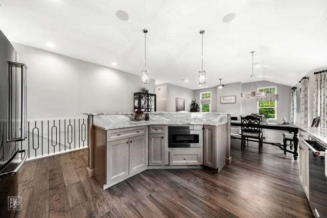 Townhouse in Lemont, Illinois, United States 3 - 18977496