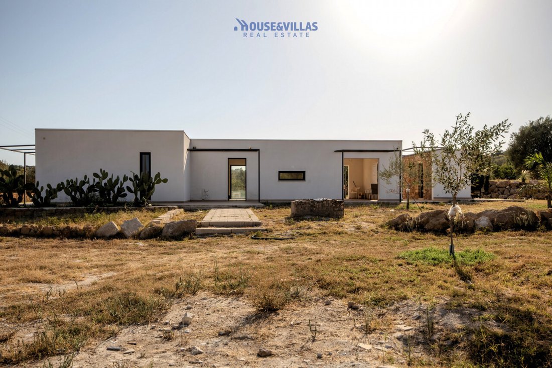 Villa in Noto, Sicily, Italy 1 - 18971568